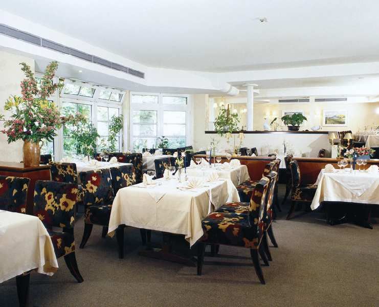 Best Western Hotel Schmoeker-Hof Norderstedt Restaurante foto